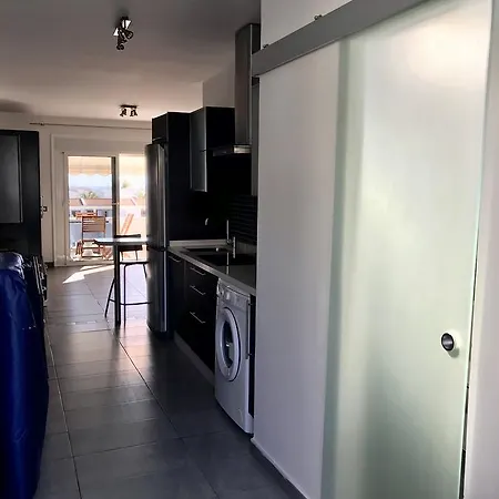 Island Village Heights Apartman